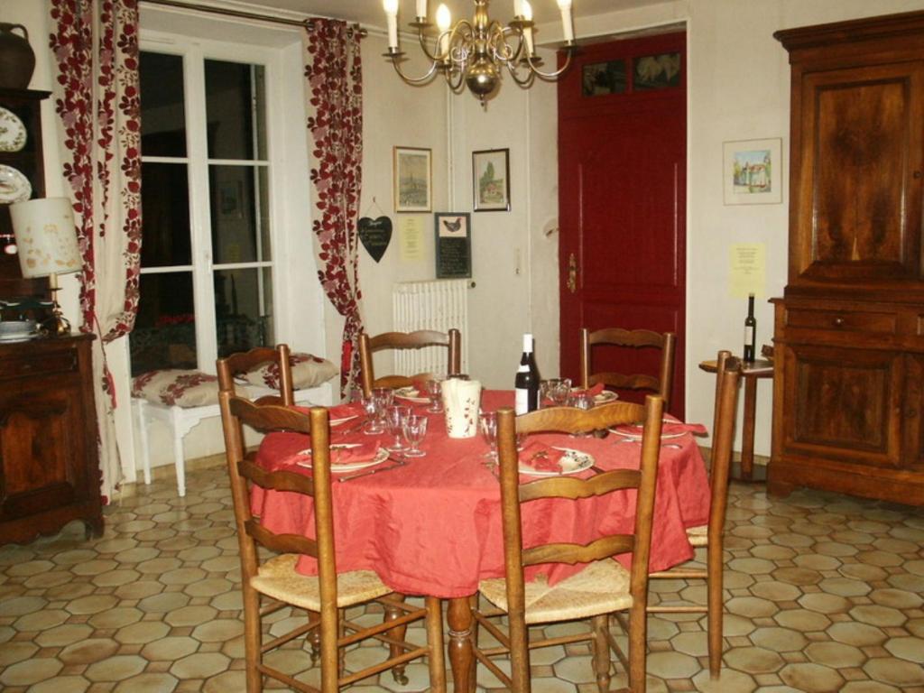Chambres D'Hotes - Domaine Des Perrieres Crux-la-Ville Zewnętrze zdjęcie