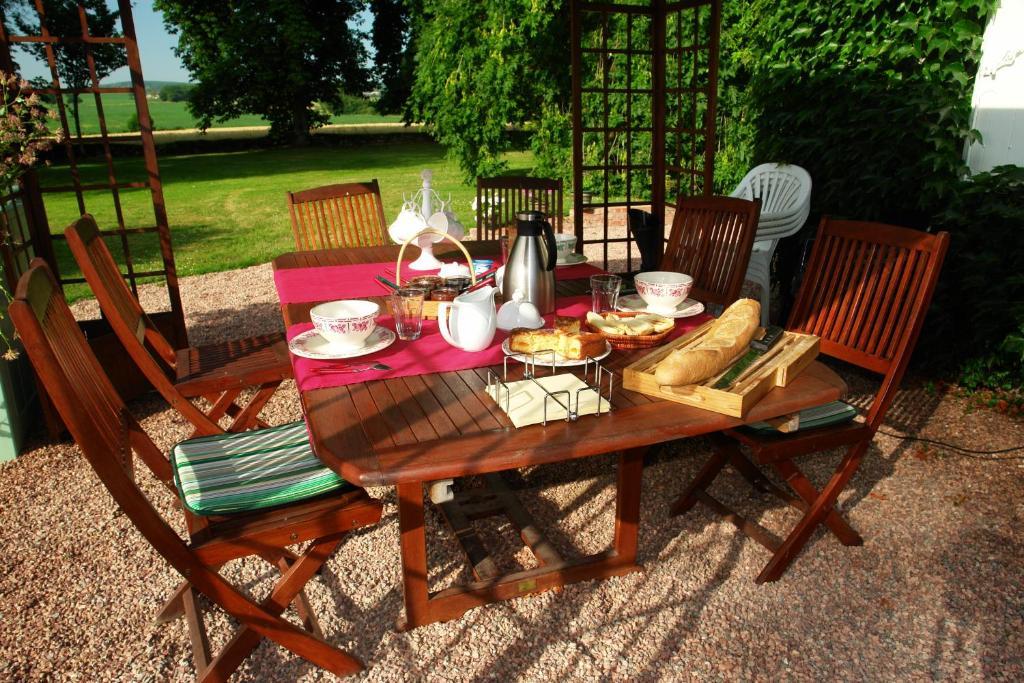 Chambres D'Hotes - Domaine Des Perrieres Crux-la-Ville Zewnętrze zdjęcie