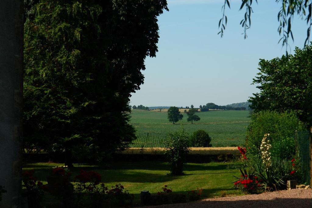Chambres D'Hotes - Domaine Des Perrieres Crux-la-Ville Zewnętrze zdjęcie